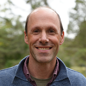 Dr. Peter Williamson